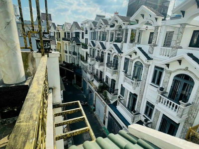 Pham Van Chieu Street, Vietnam Pham Van Chieu Street, Vietnam