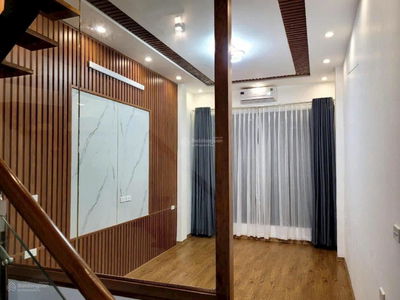 Bach Dang Street, Vietnam Bach Dang Street, Vietnam