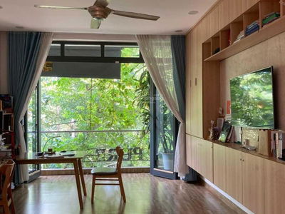 Le Duc Tho Street, Vietnam Le Duc Tho Street, Vietnam