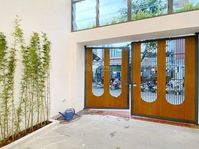 Alley 333/, Vietnam Alley 333/, Vietnam