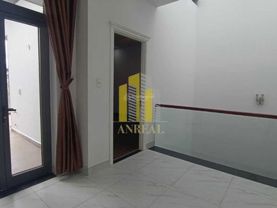 Nguyen Thi Dinh Street, Vietnam Nguyen Thi Dinh Street, Vietnam