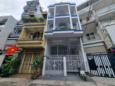 Hoang Hoa Tham Street, Vietnam Hoang Hoa Tham Street, Vietnam