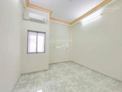 286/** To Hien Thanh Street, Vietnam 286/** To Hien Thanh Street, Vietnam