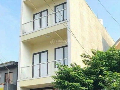 Nguyen Van Sang Street, Vietnam Nguyen Van Sang Street, Vietnam