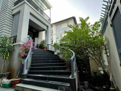 Nguyen Ba Huan Street, Vietnam Nguyen Ba Huan Street, Vietnam