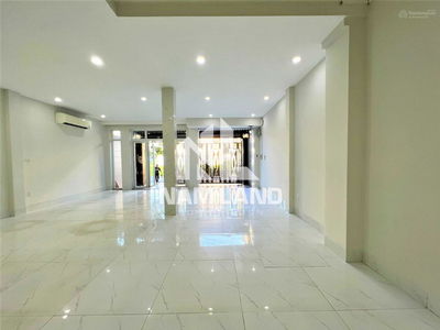 Nguyen Hoang Street, Vietnam Nguyen Hoang Street, Vietnam