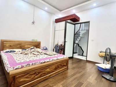 Ho Giam Street, Vietnam Ho Giam Street, Vietnam