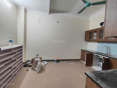 Nguyen Van Cu Street, Vietnam Nguyen Van Cu Street, Vietnam