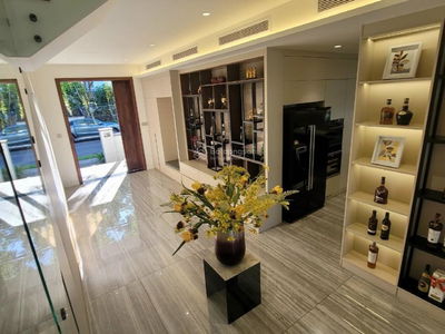 Lavila Kien A - Nha Be, Vietnam  Lavila Kien A - Nha Be, Vietnam