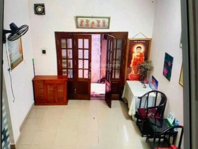 Mai Hac De Street, Vietnam  Mai Hac De Street, Vietnam