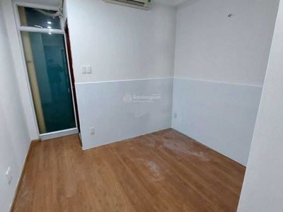 Nguyen Dinh Chinh Street, Vietnam Nguyen Dinh Chinh Street, Vietnam