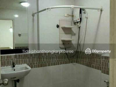 Pleno Wongwaen-Ramintra, Bangkok, Thailand Pleno Wongwaen-Ramintra, Bangkok, Thailand