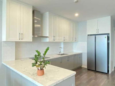 D'. Le Pont D’or - Hoang Cau, Vietnam D'. Le Pont D’or - Hoang Cau, Vietnam