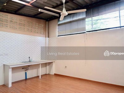 ทาวน์เฮ้าส์ ซ.ประชาราษฎร์ 8, Nonthaburi, Thailand ทาวน์เฮ้าส์ ซ.ประชาราษฎร์ 8, Nonthaburi, Thailand