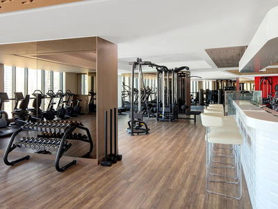 Paramount Tower Hotel & Residences, United Arab Emirates  Paramount Tower Hotel & Residences, United Arab Emirates