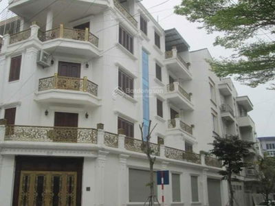 Hoang Quoc Viet Street Hoang Quoc Viet Street