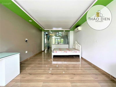 Bui Ta Han Street, Vietnam Bui Ta Han Street, Vietnam