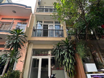 Cong Hoa Street, Vietnam Cong Hoa Street, Vietnam