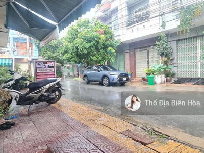 Vo Thi Sau Street, Vietnam  Vo Thi Sau Street, Vietnam
