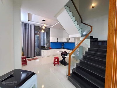 Vo An Ninh Street, Vietnam  Vo An Ninh Street, Vietnam