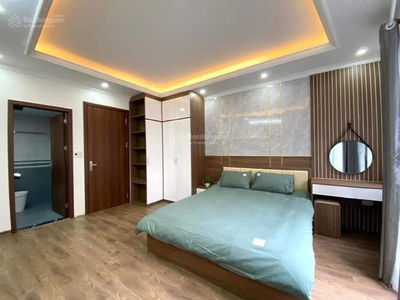 Lieu Giai Street, Vietnam  Lieu Giai Street, Vietnam