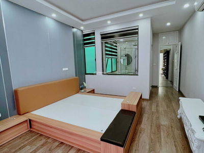 Ton Duc Thang Street, Vietnam Ton Duc Thang Street, Vietnam