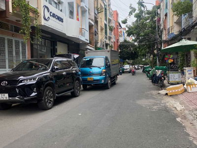 135/, Vietnam 135/, Vietnam