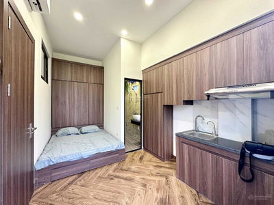 Cau Dien Street, Vietnam Cau Dien Street, Vietnam