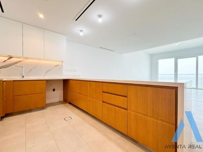 La Vie, United Arab Emirates  La Vie, United Arab Emirates