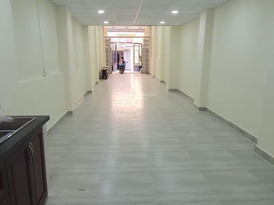 232/3, Vietnam 232/3, Vietnam