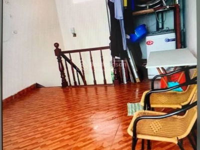 Mai Hac De Street, Vietnam  Mai Hac De Street, Vietnam