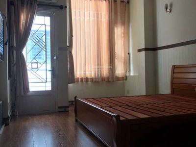 Nguyen Chi Thanh Street, Vietnam Nguyen Chi Thanh Street, Vietnam