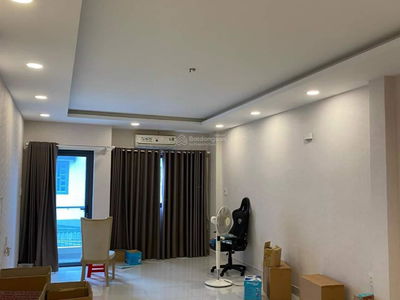 Lam Van Ben Street, Vietnam Lam Van Ben Street, Vietnam