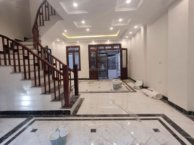 Co Linh Street, Vietnam  Co Linh Street, Vietnam