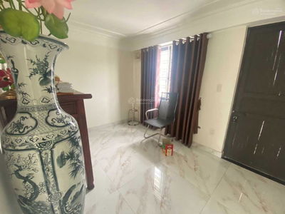 Le Hong Phong Street, Vietnam Le Hong Phong Street, Vietnam