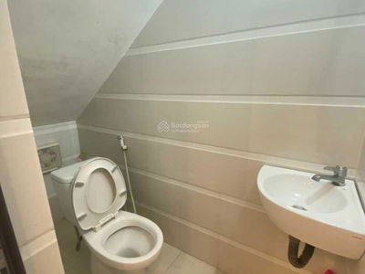 Le Hong Phong Street, Vietnam Le Hong Phong Street, Vietnam