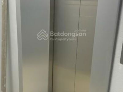 Nguyen Hong Street, Vietnam Nguyen Hong Street, Vietnam