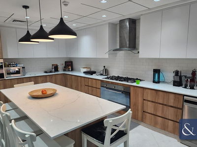 Goldenwoods Villas, United Arab Emirates  Goldenwoods Villas, United Arab Emirates