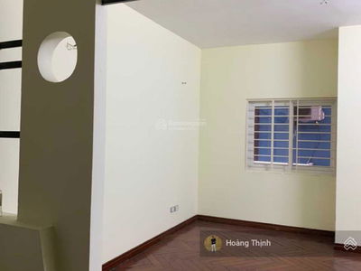 Hoang Hoa Tham Street, Vietnam Hoang Hoa Tham Street, Vietnam