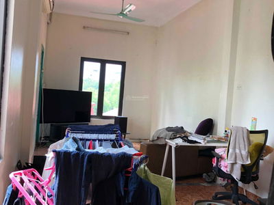 Ly Thai To Street, Vietnam Ly Thai To Street, Vietnam