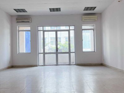 Phan Dinh Phung Street, Vietnam Phan Dinh Phung Street, Vietnam