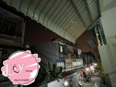 Le Van Luong Street, Vietnam Le Van Luong Street, Vietnam