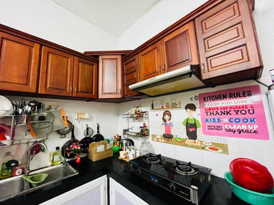 Le Van Luong Street, Vietnam Le Van Luong Street, Vietnam