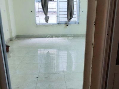 No. 6 Alley 29 Alley 279 Linh Nam, Vietnam No. 6 Alley 29 Alley 279 Linh Nam, Vietnam