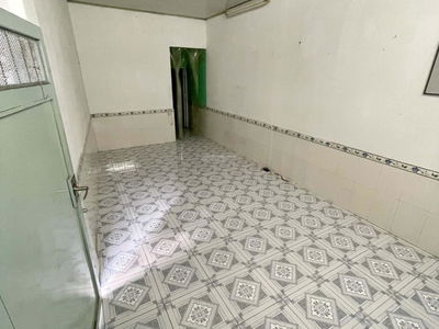 Han Hai Nguyen Street, Vietnam Han Hai Nguyen Street, Vietnam