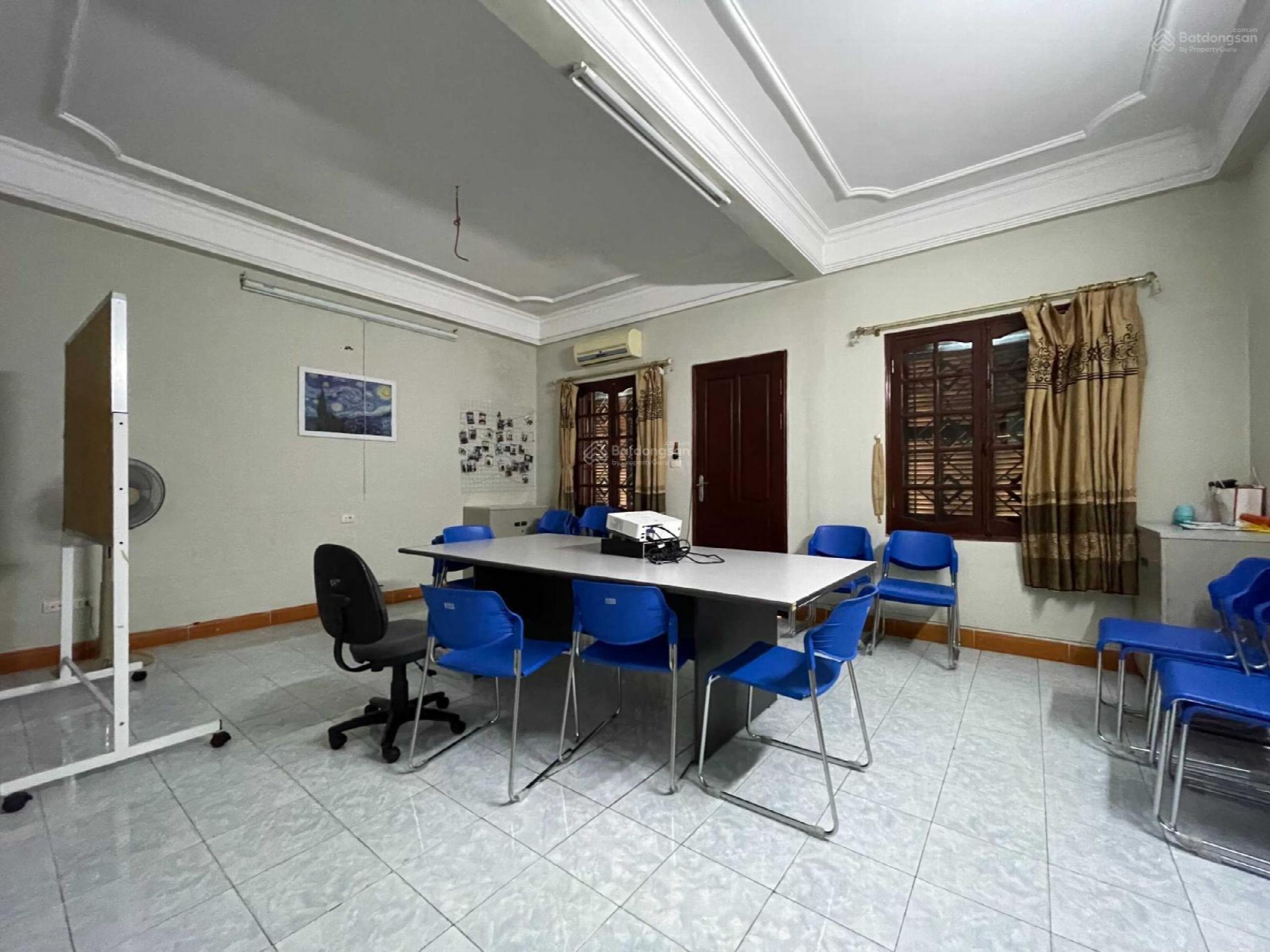 17 Alley 20, Vietnam 17 Alley 20, Vietnam