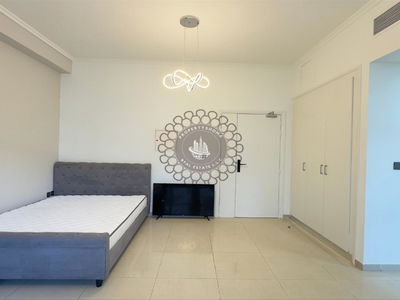 DEC Tower 2, United Arab Emirates  DEC Tower 2, United Arab Emirates