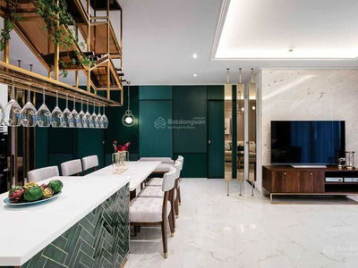 Sunrise City, Vietnam  Sunrise City, Vietnam