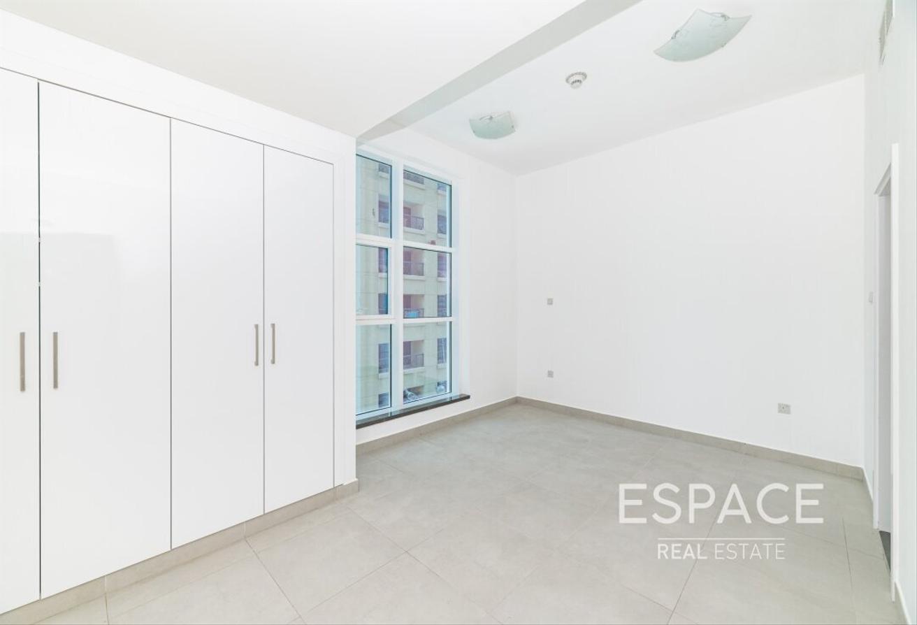 Marina Arcade Tower, United Arab Emirates Marina Arcade Tower, United Arab Emirates