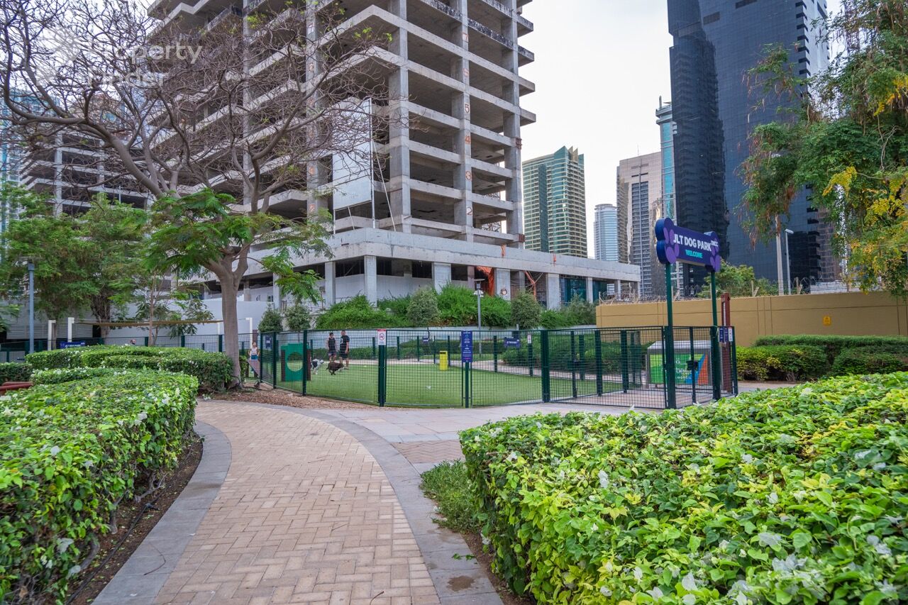 Lake Elucio, United Arab Emirates Lake Elucio, United Arab Emirates